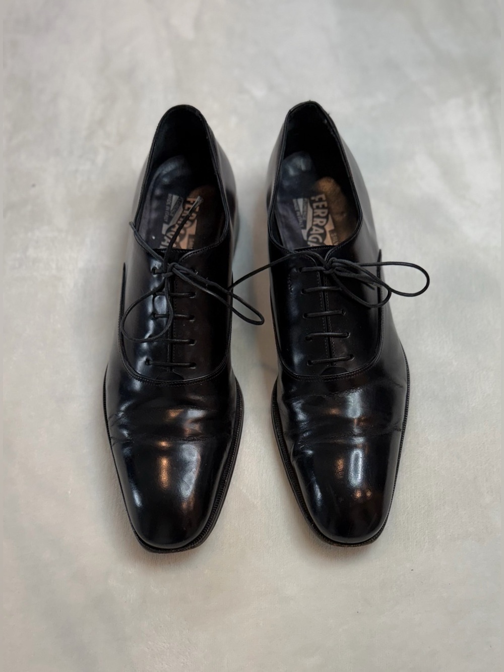 Salvatore Ferragamo Black Leather Cap-Toe Oxfords VINTAGE WELL MAINTAINED